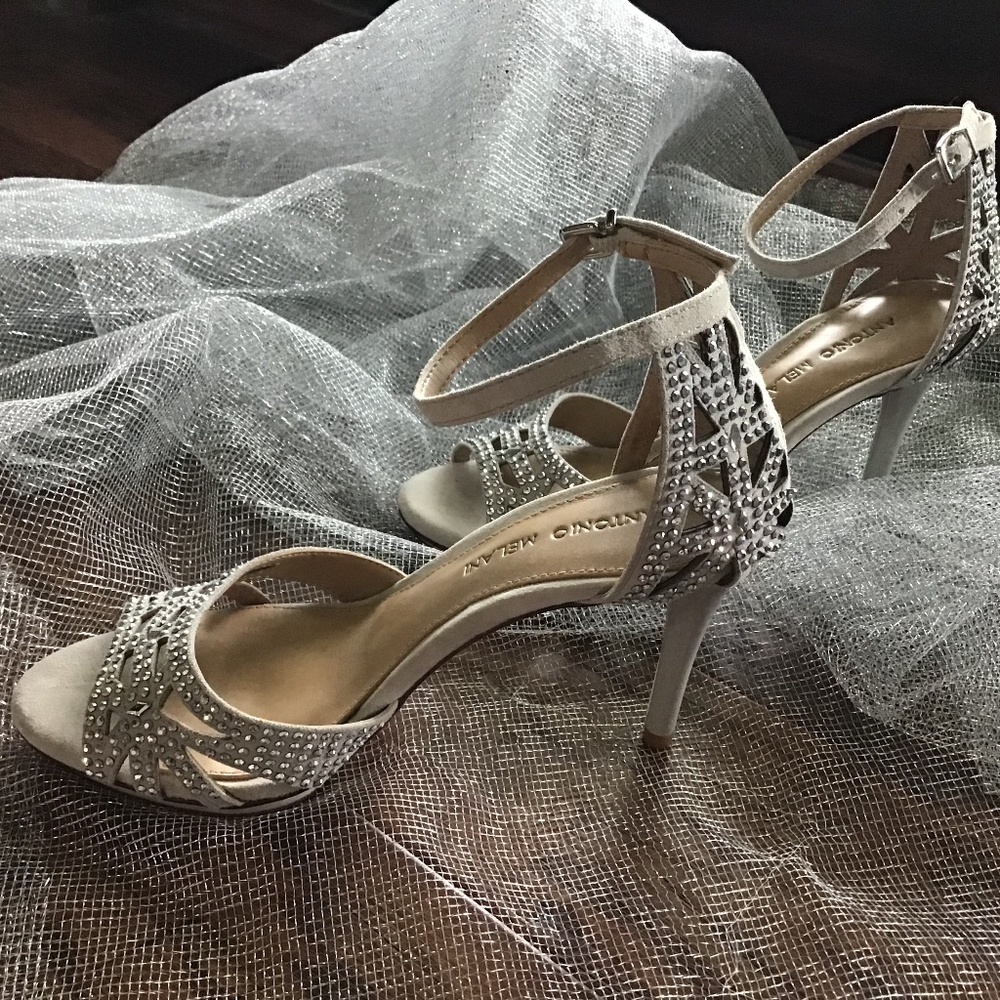 Sparkly Silver Ladies heels by Antonio Melani